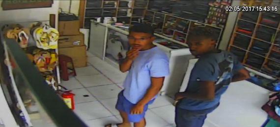 Trio rouba loja de roupas em Abreu e Lima; veja vídeo - TV Jornal