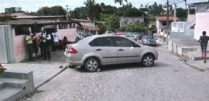 Carro que atropelou a vítima.  Imagem: TV Jornal