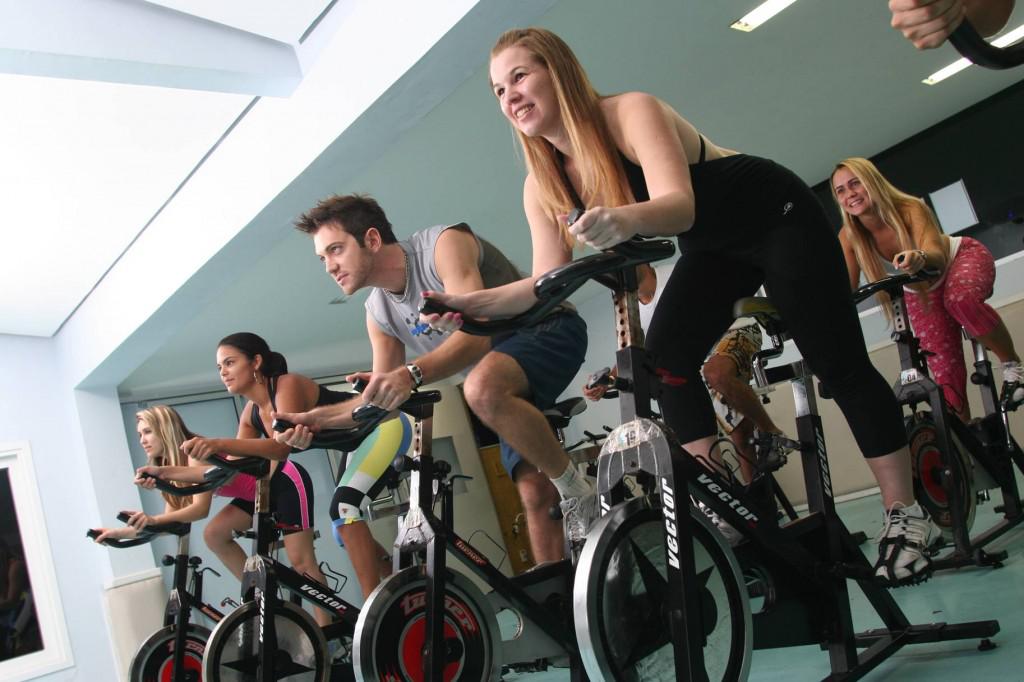 bicicleta-indoor-site-squash-fitness